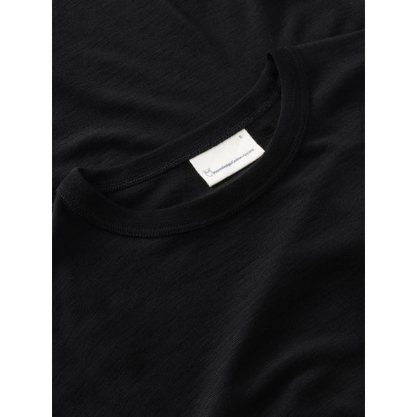 T-Shirt aus geripptem Merino-Stoff – Black Jet
