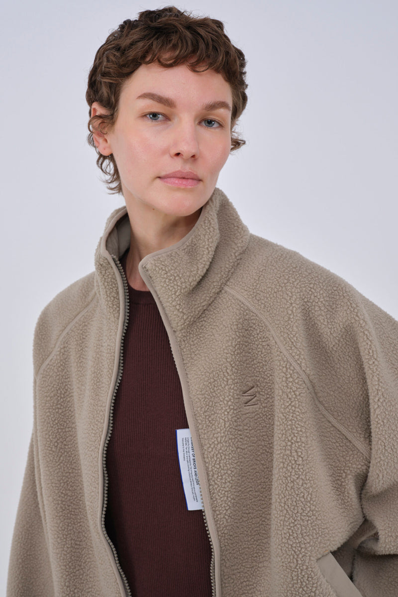 CALI FLEECE JACKET - PALE OLIVE