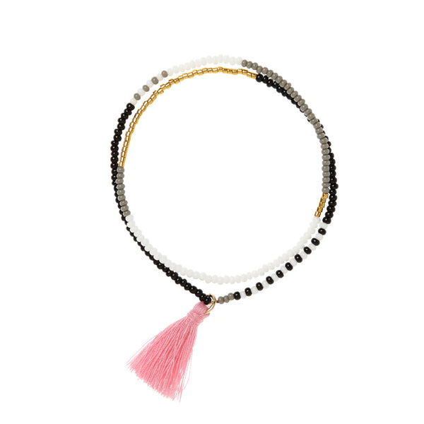 ELASTISCHES WICKELARMBAND – GRAU, WEISS, SCHWARZ & GOLD MIT ROSA QUASTE