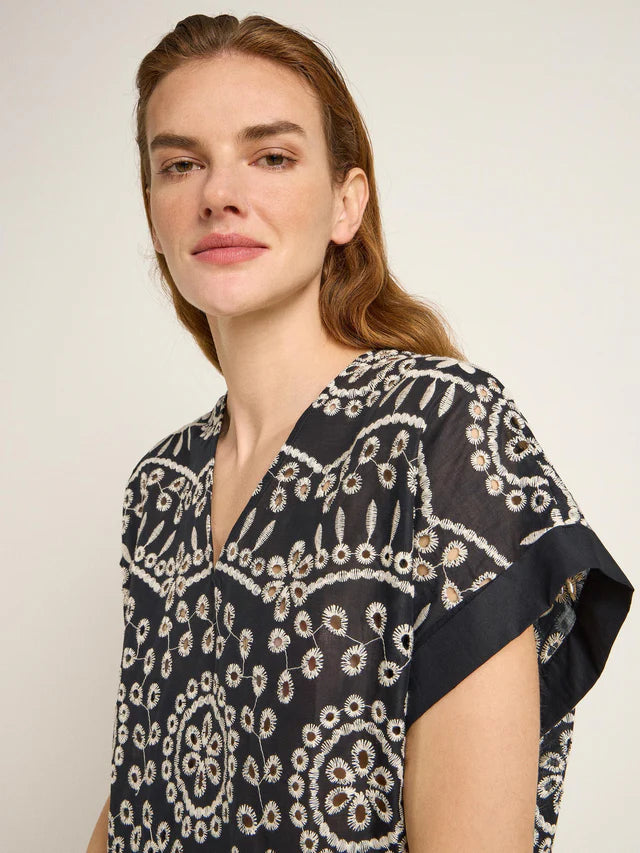 BLUSENSHIRT (OCS) MIT STICKEREI - Black & Anglaise