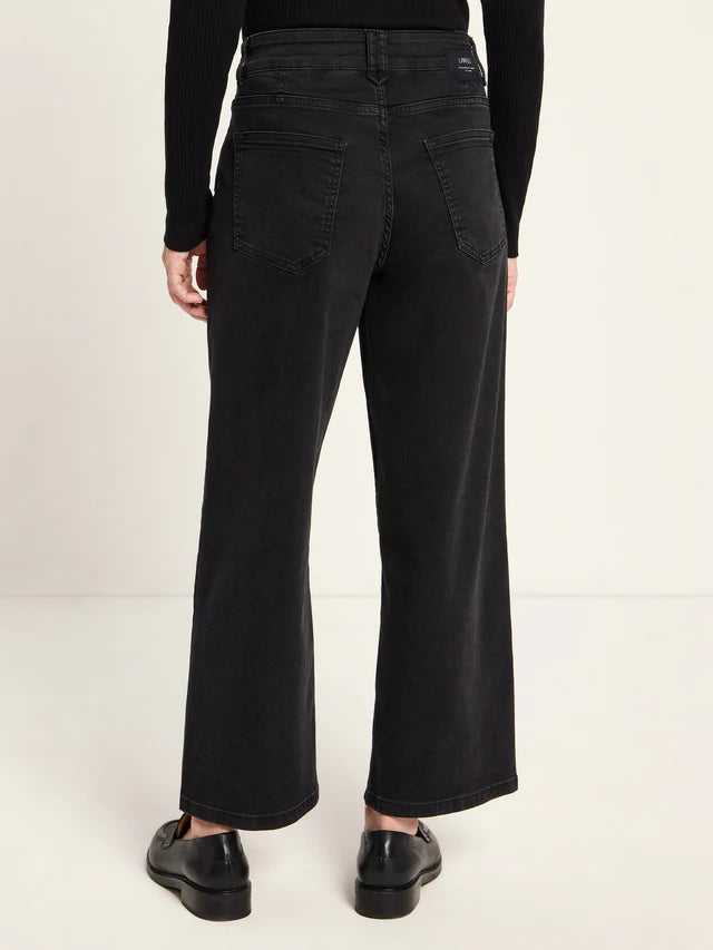 CROPPED JEANS (OCS) - Schwarz