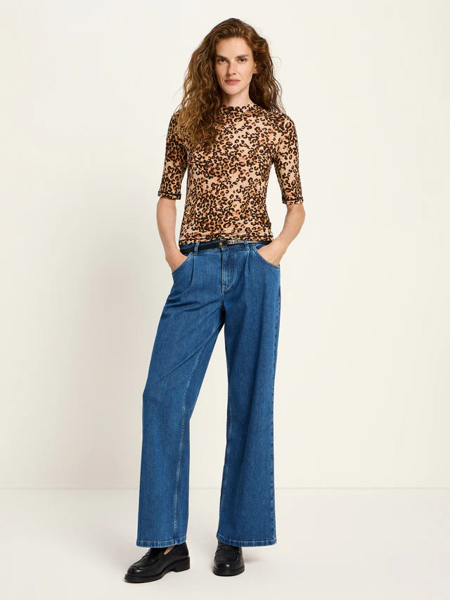 Stehkragenshirt aus TENCEL™ - Leo Print