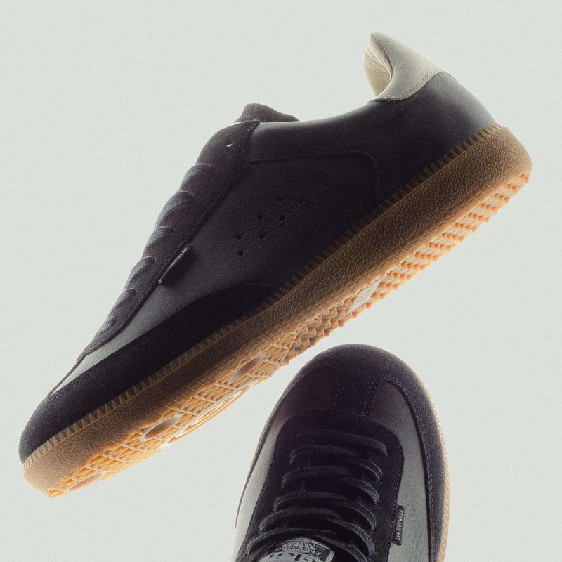 Tsuga Sneaker - Black